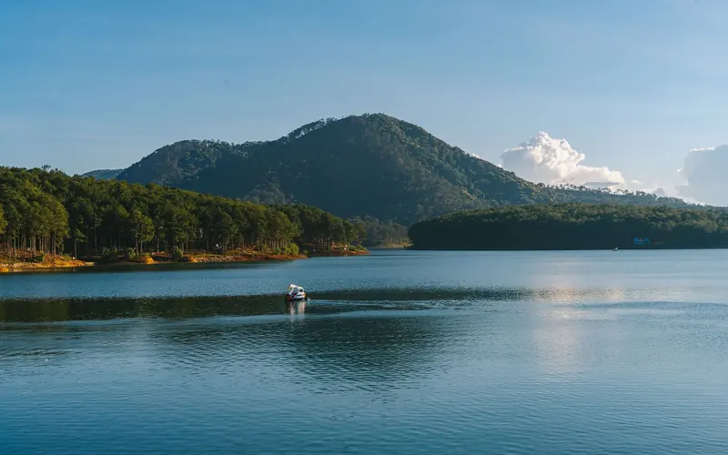 Tuyen Lam Lake with mountains and pine forest, Da Lat
